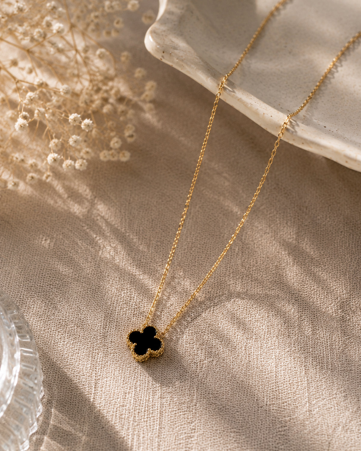 Black Clover Pendant Chain