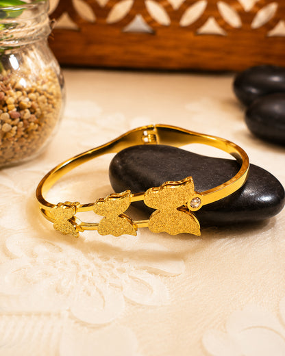 Golden three butterfly bracelet band