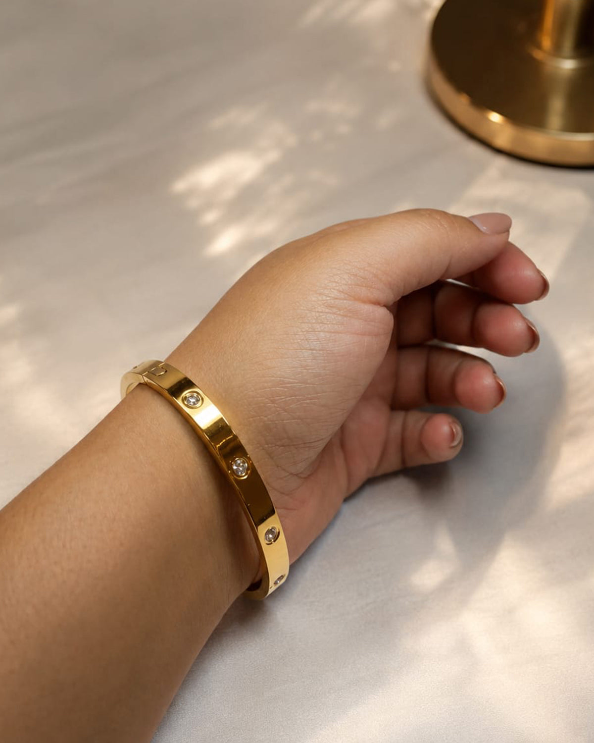 Timeless love golden bracelet